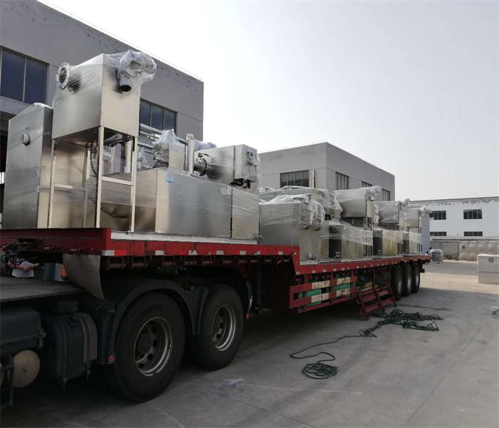 油水分離器餐飲污水分離設(shè)備隔油處理設(shè)備項目已完工發(fā)往廣西南寧